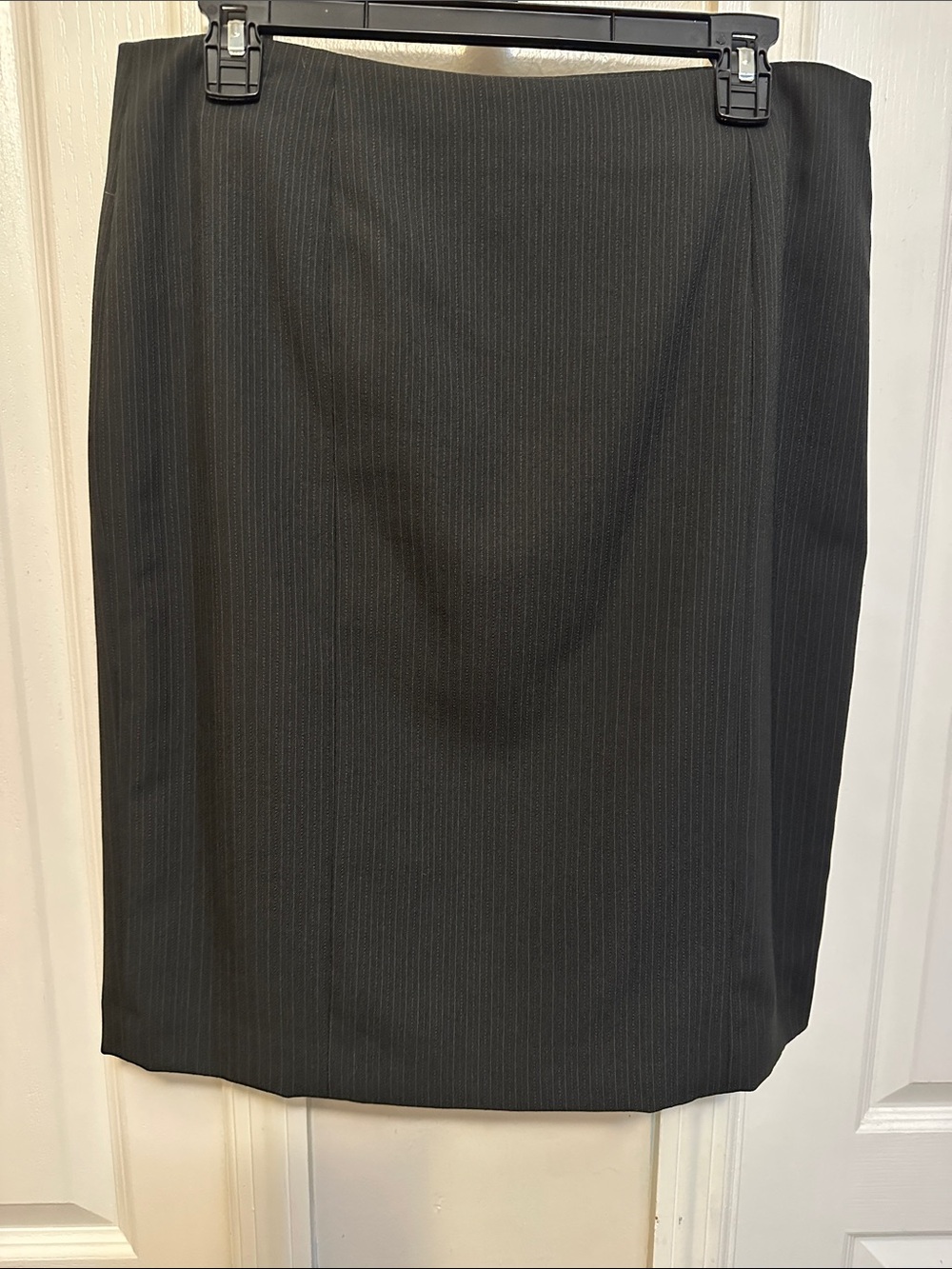 Evan Picone Black Pinstripe Pencil Skirt